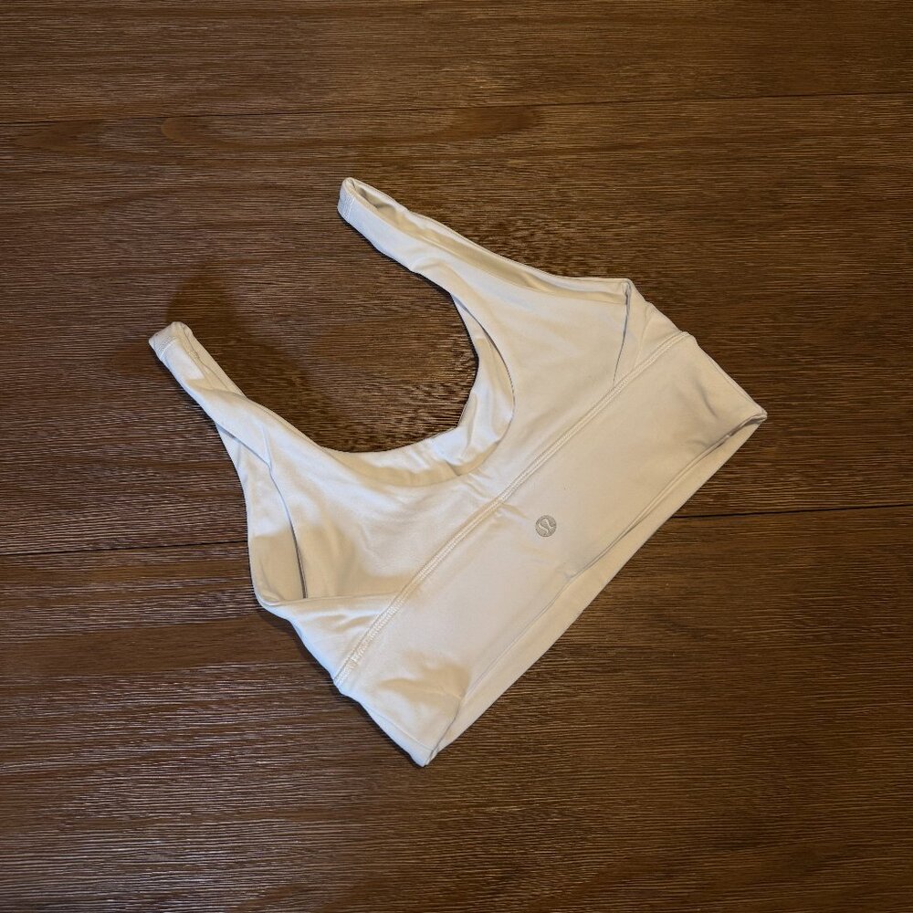 Lululemon Sports Bra - White - 6